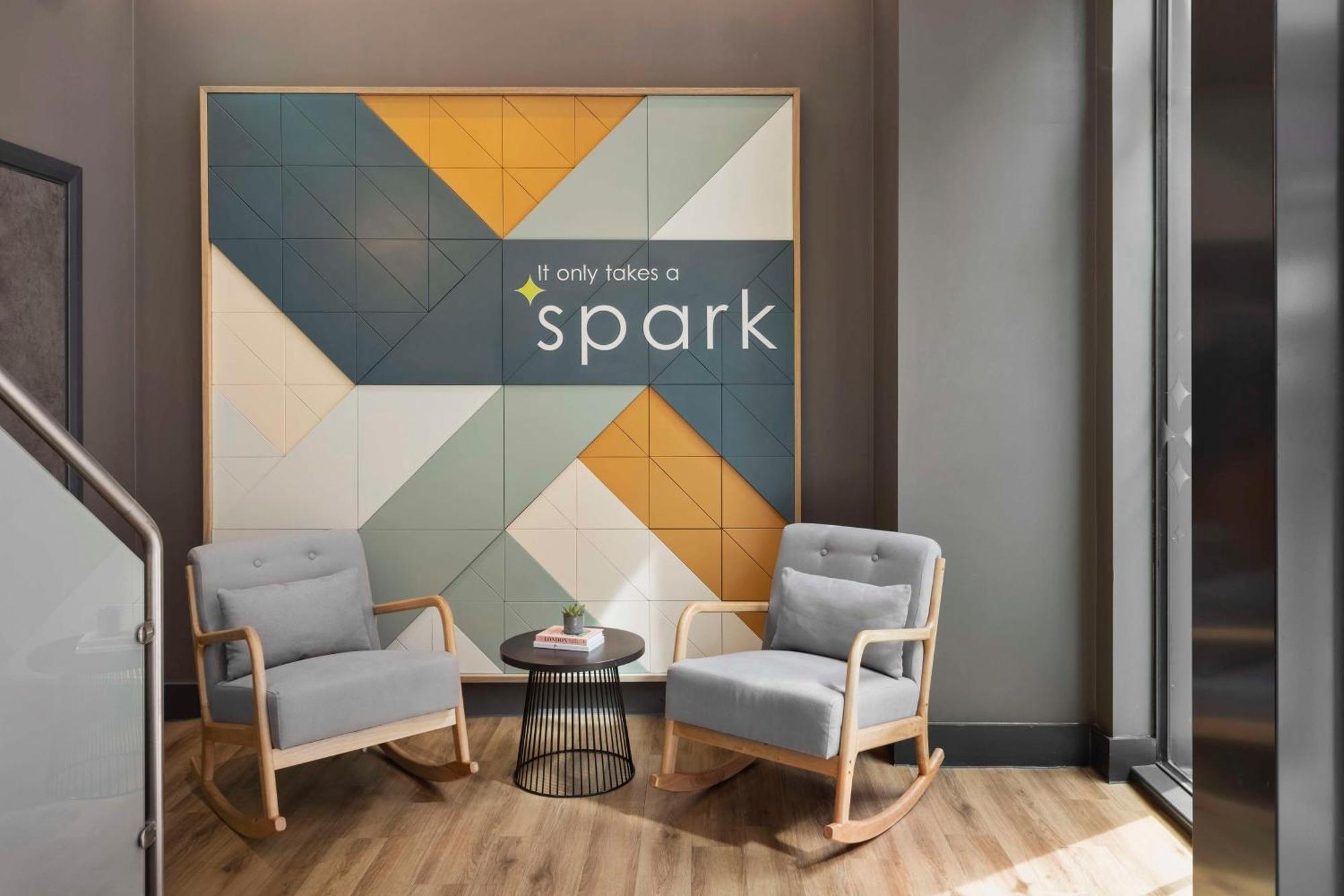 Spark By Hilton London רומפורד מראה חיצוני תמונה