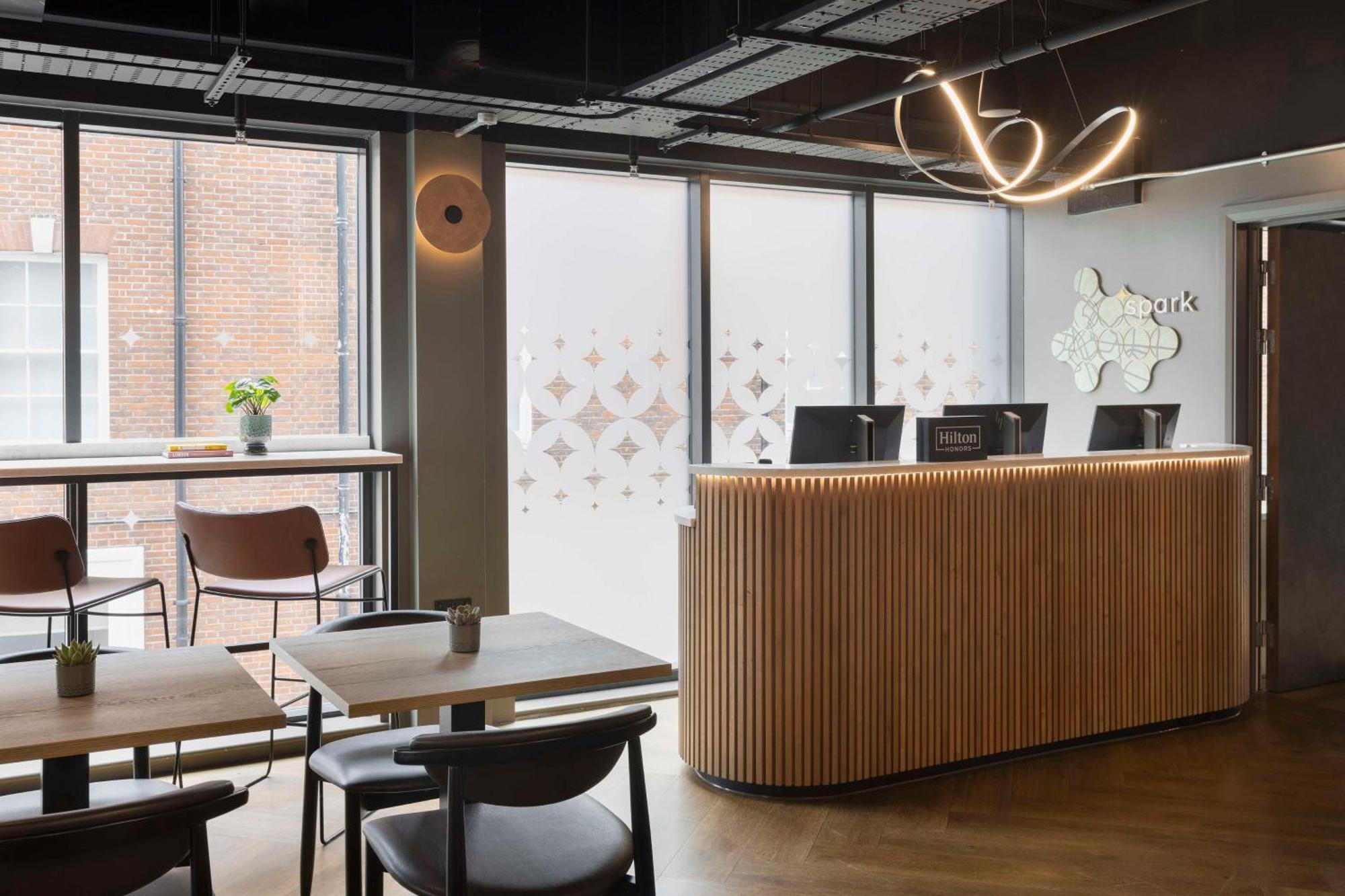 Spark By Hilton London רומפורד מראה חיצוני תמונה